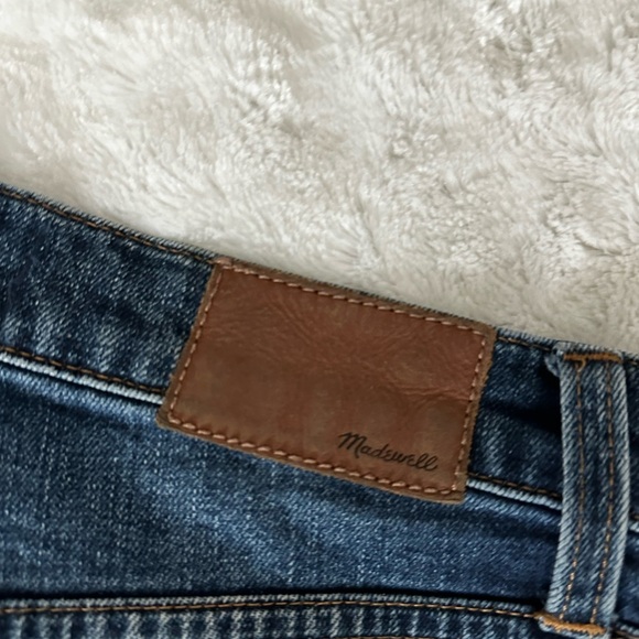 MADEWELL High Rise Straight Frayed Ankle Jean - Picture 6 of 10